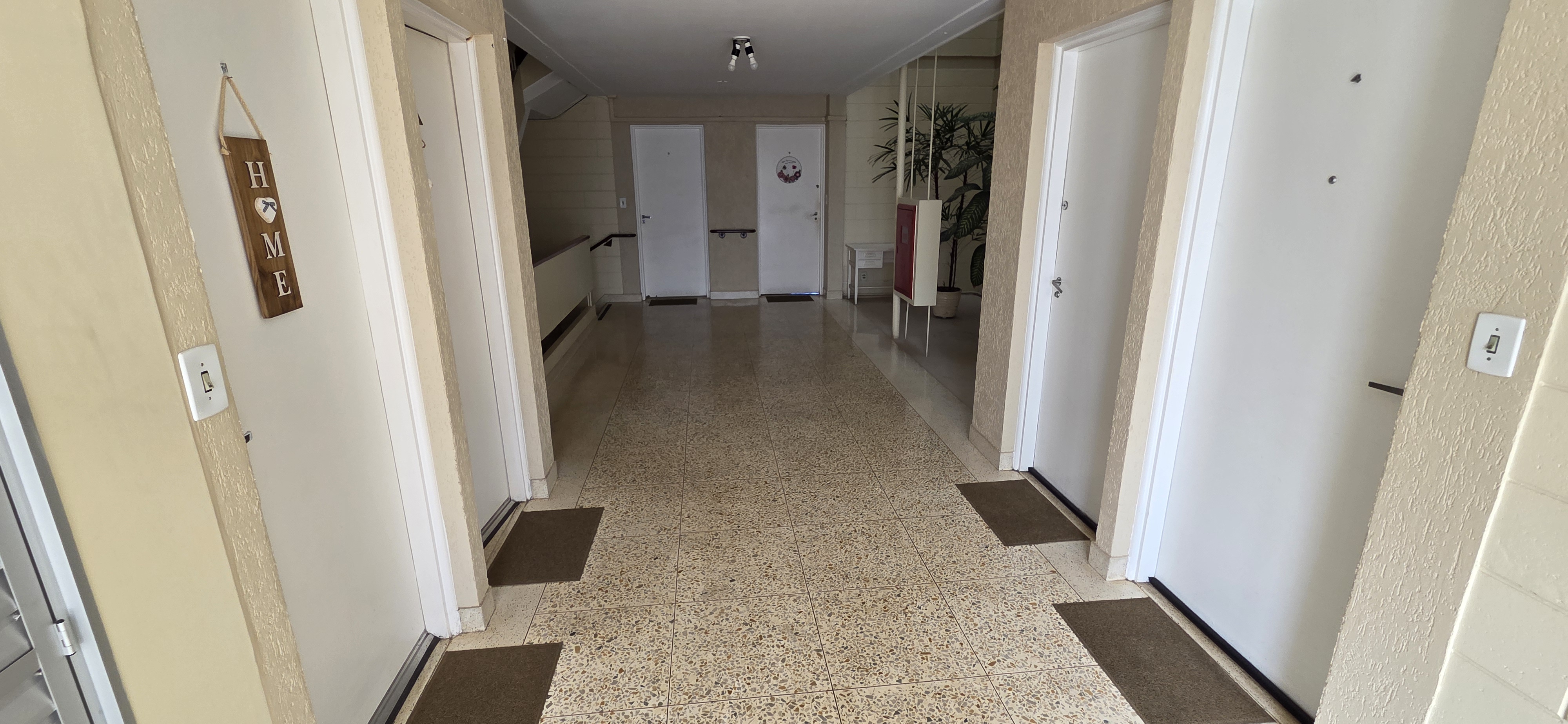 Apartamento — Vila Marieta — 2 dorm. (1 suíte) — 79.16m² — Venda, ambiente 2